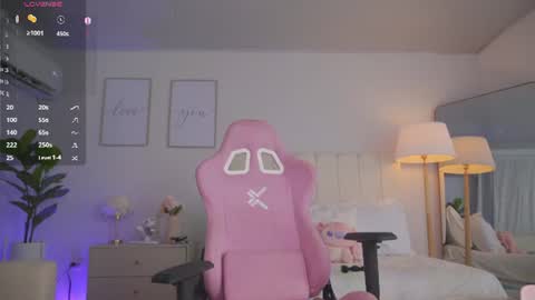 Cristal  online show from July 2, 3:23 am