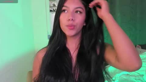 Cris online show from February 24, 2:33 am