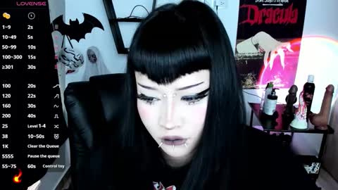 Cris online show from March 25, 8:56 pm