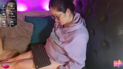 CristalAdams online show from September 30, 9:41 pm