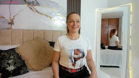 cristal walker online show from July 29, 11:32 am