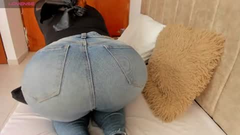 cristal walker online show from June 27, 12:22 pm