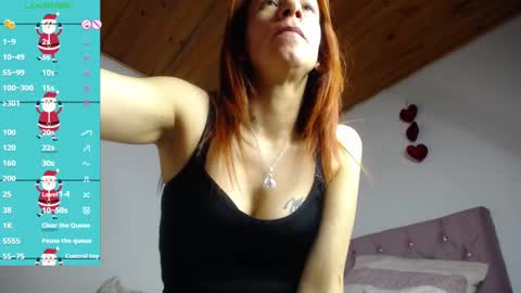 Snapshot of cristin_doll chatting on December 31, 8:45 pm cristina online show from December 31, 8:45 pm