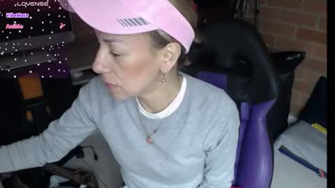 cristina online show from July 5, 2:12 pm