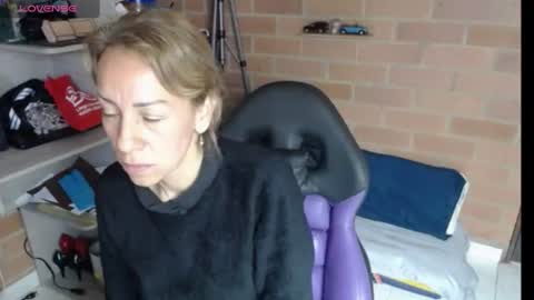 cristina online show from July 15, 3:39 pm