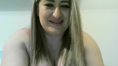 Snapshot of cristina20021991 chatting on March 10, 9:18 pm cristina20021991 online show from March 10, 9:18 pm