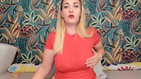 Cristina online show from November 16, 3:12 pm