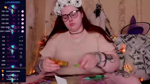 Snapshot of crow_diamond_1 chatting on October 10, 11:09 pm Melony online show from October 10, 11:09 pm