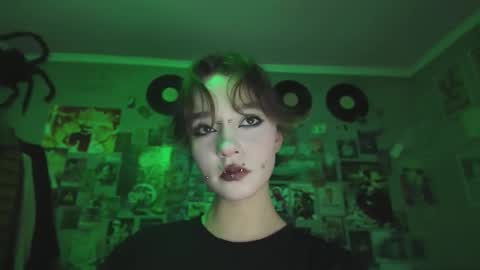 cruella_mira online show from November 10, 5:41 pm