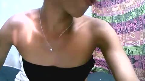 crushlove069 online show from March 12, 1:25 pm