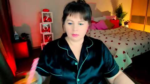 Anna online show from February 18, 7:35 pm