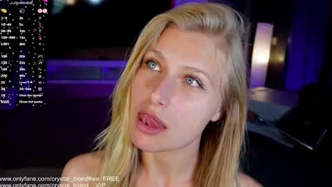 Crystal online show from March 10, 7:40 pm