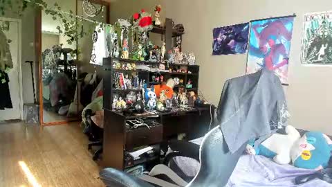 Eva online show from July 30, 10:05 am