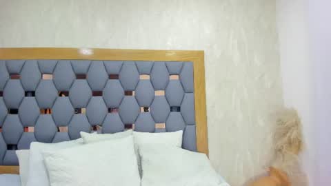 crystal_sm online show from June 12, 4:53 am