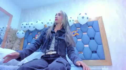 crystal_sm online show from June 29, 3:02 am