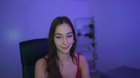 Crystalbrunette18 online show from April 23, 6:32 pm