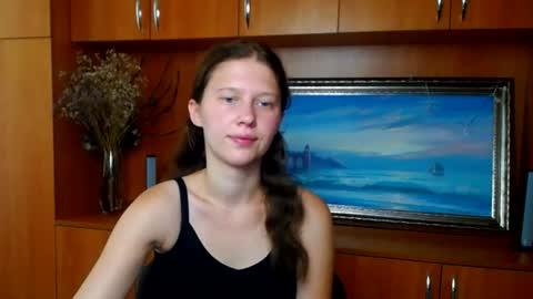 Stella online show from August 3, 12:00 pm