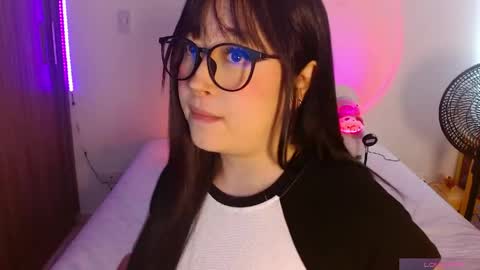 Olivia  online show from June 4, 1:26 pm