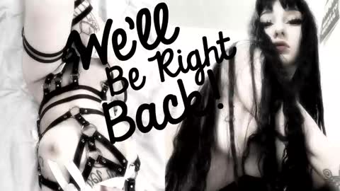 Sasha    Make me moan with patterns   good music here  online show from November 23, 9:38 pm