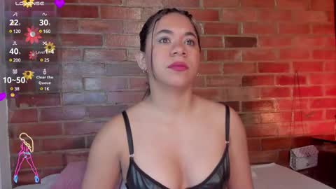 Snapshot of crystalvazquez chatting on February 27, 10:04 am Soy Crystal online show from February 27, 10:04 am