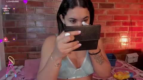 Snapshot of crystalvazquez chatting on March 7, 10:02 am Soy Crystal online show from March 7, 10:02 am