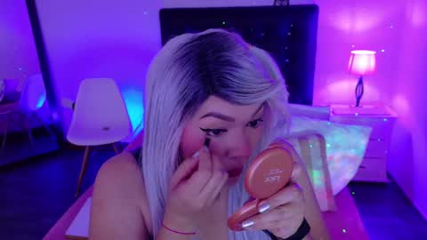 Snapshot of cuckoldlover69_ chatting on February 15, 3:52 am cuckoldlover69_ online show from February 15, 3:52 am