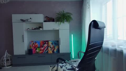 Alexia online show from February 16, 5:48 am