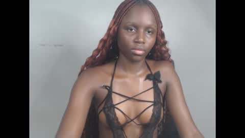 sophie online show from November 19, 8:36 am