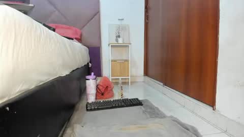 Paulina online show from July 24, 3:37 am