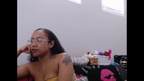 Nia Reese online show from February 23, 8:52 pm