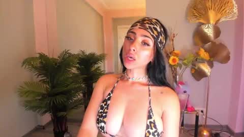 cupcake_izzy online show from July 2, 3:23 am