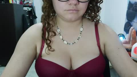 Vannesa online show from June 11, 2:53 am