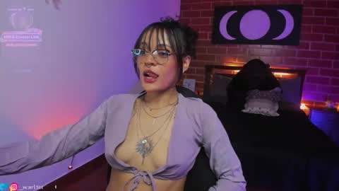 curly_scarlett69 online show from March 5, 12:39 am