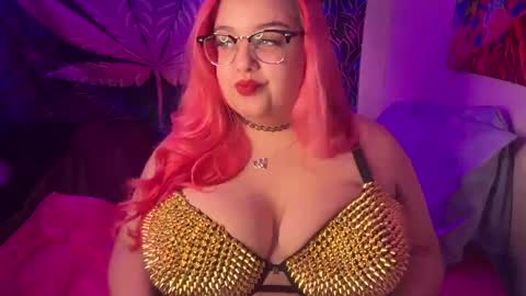 Snapshot of curlykaii55 chatting on January 12, 1:00 am Kay online show from January 12, 1:00 am
