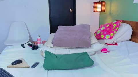 Danna online show from June 7, 6:37 pm