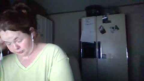Snapshot of curvyplayday chatting on October 5, 7:02 am dahlia -kim online show from October 5, 7:02 am