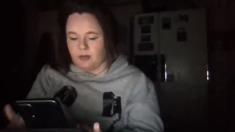 Snapshot of curvyplayday chatting on December 7, 3:14 am dahlia -kim online show from December 7, 3:14 am