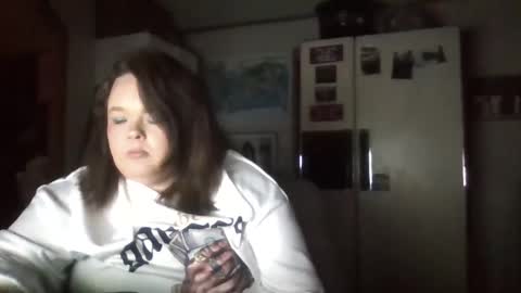Snapshot of curvyplayday chatting on January 3, 3:27 am dahlia -kim online show from January 3, 3:27 am