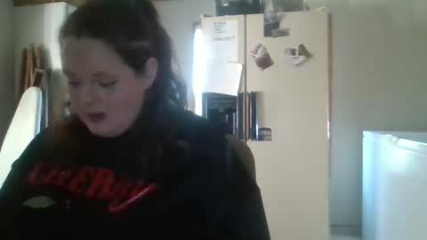 Snapshot of curvyplayday chatting on October 16, 8:44 pm dahlia -kim online show from October 16, 8:44 pm