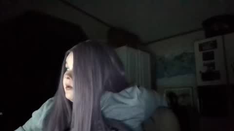 Snapshot of curvyplayday chatting on March 4, 2:38 am dahlia -kim online show from March 4, 2:38 am
