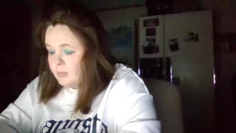 Snapshot of curvyplayday chatting on March 3, 6:42 am dahlia -kim online show from March 3, 6:42 am