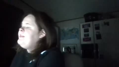 Snapshot of curvyplayday chatting on December 3, 7:19 am dahlia -kim online show from December 3, 7:19 am