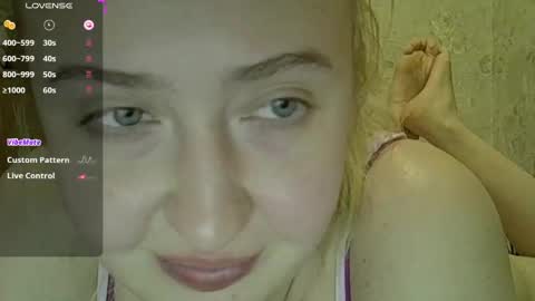 Curvy online show from March 8, 2:04 am