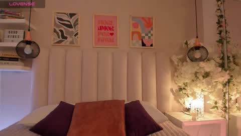 Amber  online show from November 17, 7:36 pm