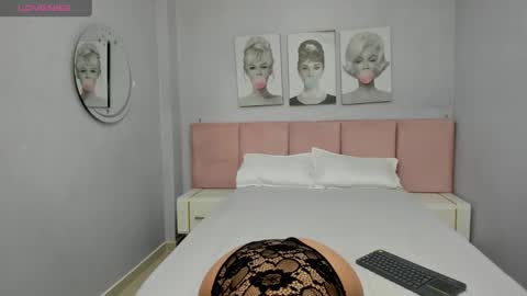   online show from December 29, 11:18 am