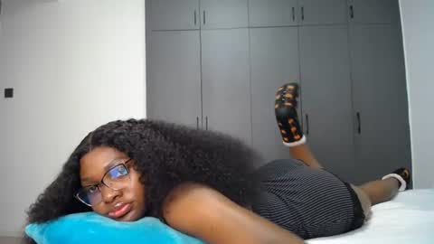 Liya online show from July 18, 3:54 am