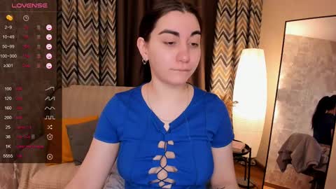 Snapshot of cute_chus chatting on March 1, 2:37 am Hanna online show from March 1, 2:37 am
