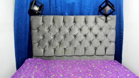cute_ebony_18_ online show from April 23, 3:25 pm