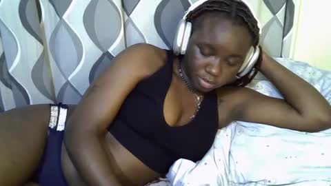 daddysdoll online show from June 24, 8:02 am