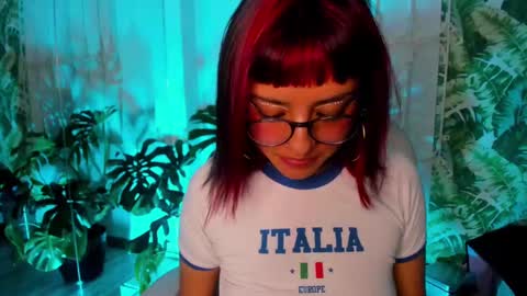 Sofa  online show from September 14, 8:07 pm